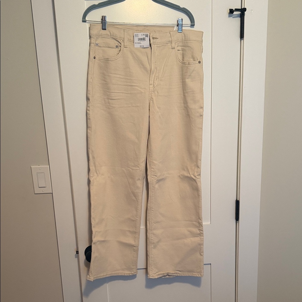 American Eagle  Stovepipe High Rise Cream Straight-Leg Jeans